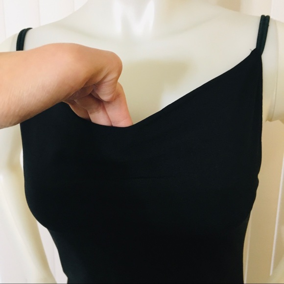 Solid black spaghetti strap V-neck dress - Picture 5 of 8